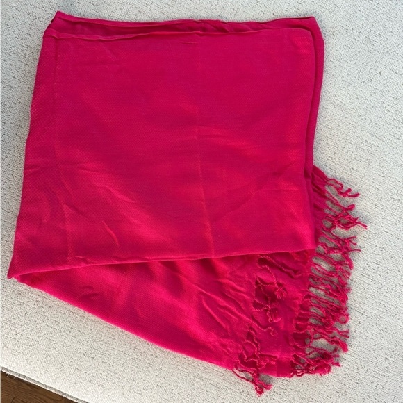 Bloomingdale's Accessories - Bloomingdale's Pink Super Soft Scarf